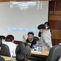강사가 강의실에서 학생들에게 경혈 초음파 특강을 진행하고 있다 — 대한한의영상학회 초음파 약침·도침 강의 | 서울 바로한의원